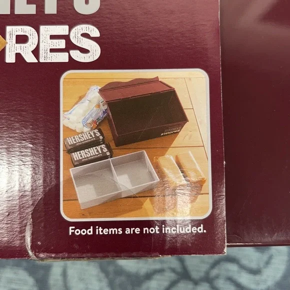 HERSHEY’S S’mores Chocolate Carrying Camping Caddy - Picture 6 of 11